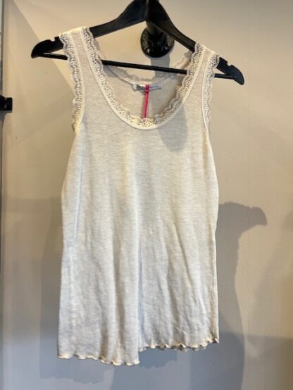 Trust - Top Wit kanten Randje One size